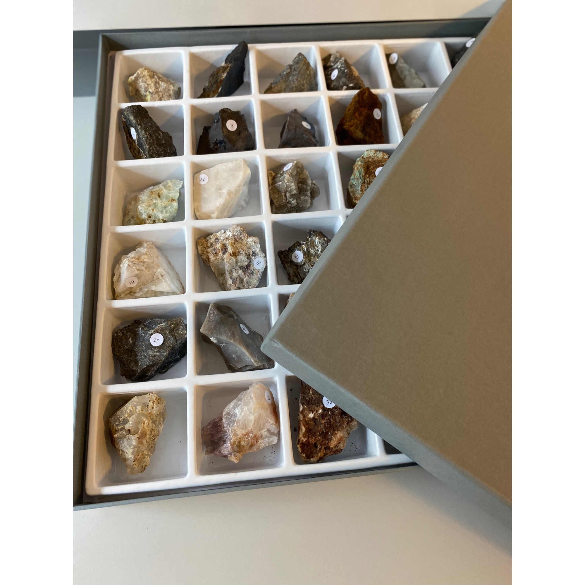 Colección de 36 minerales, comprar online