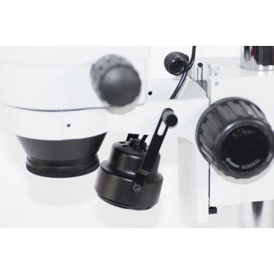 LUPA BINOCULAR CON “ZOOM” mod. IBD-45B.